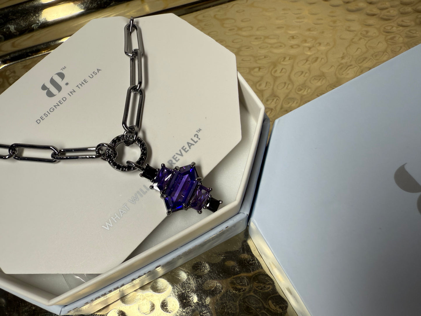The Elsa Necklace